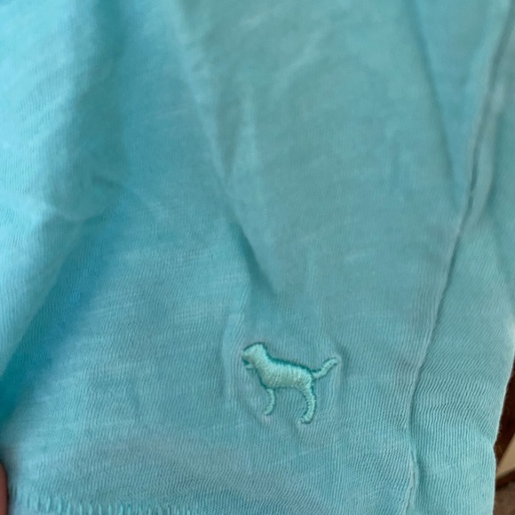 Light blue VS Pink V neck. Size S. - Picture 3 of 4